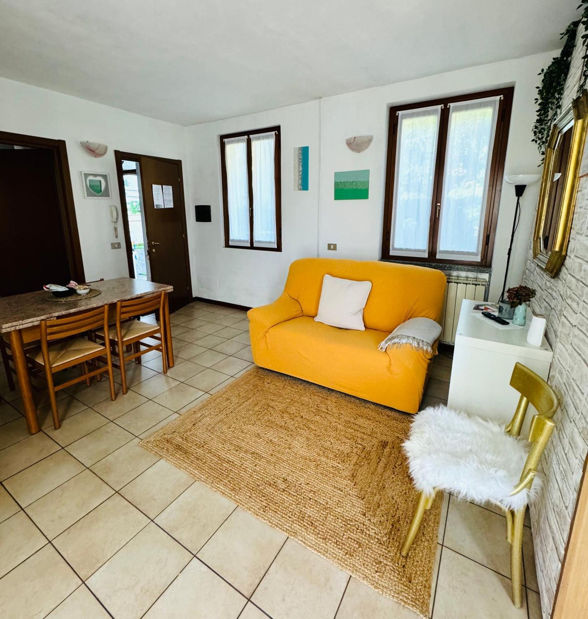 Casa Nonna Elide Apartment Besozzo Ngoại thất bức ảnh